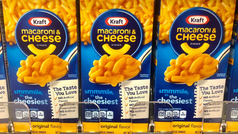 boxed kraft macaroni and cheese