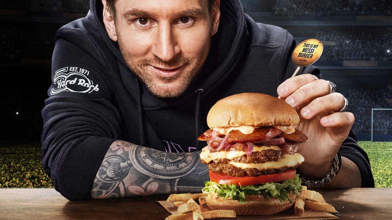 Lionel Messi and his burger