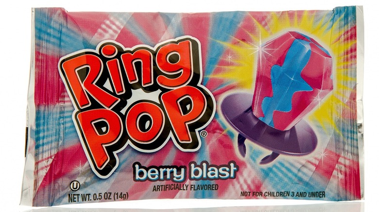 ring pop in packaging