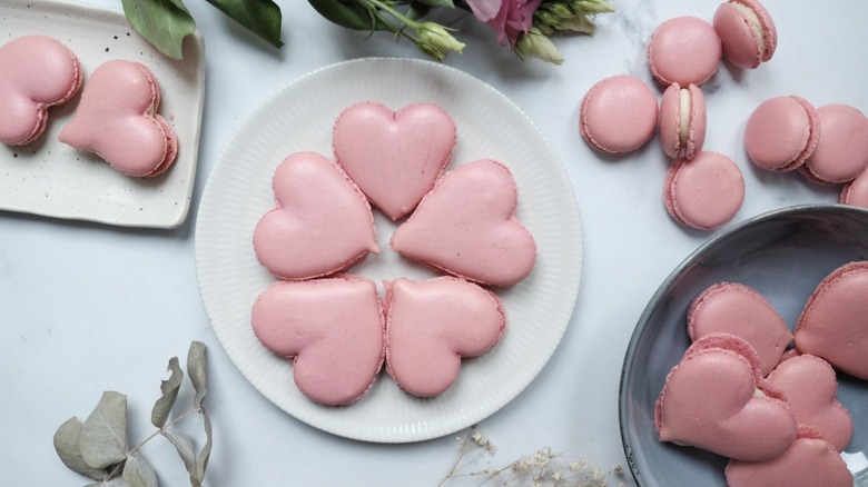 heart-shaped macarons with flowers