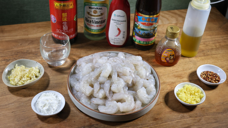 shrimp with spicy honey garlic sauce ingredients on table