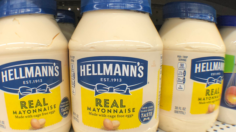 Hellmann's real mayonnaise 