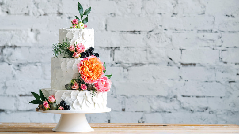 Wedding cake with flowers