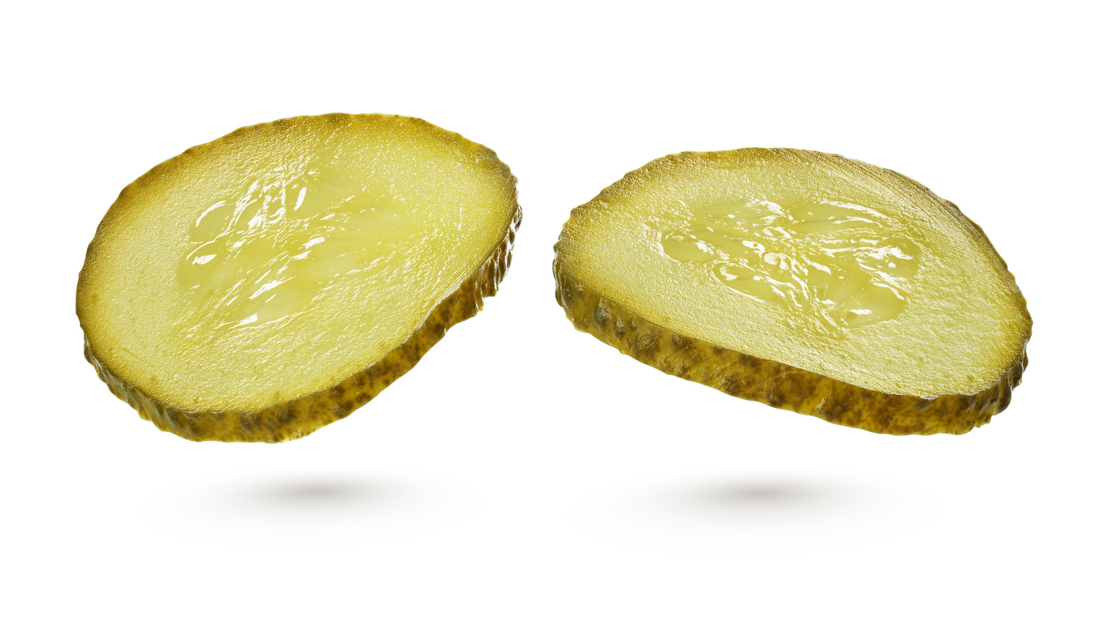 Slices contains. Slices contains. Банан кружочками. Банан нарезанный без фона. Маслины нарезанные.