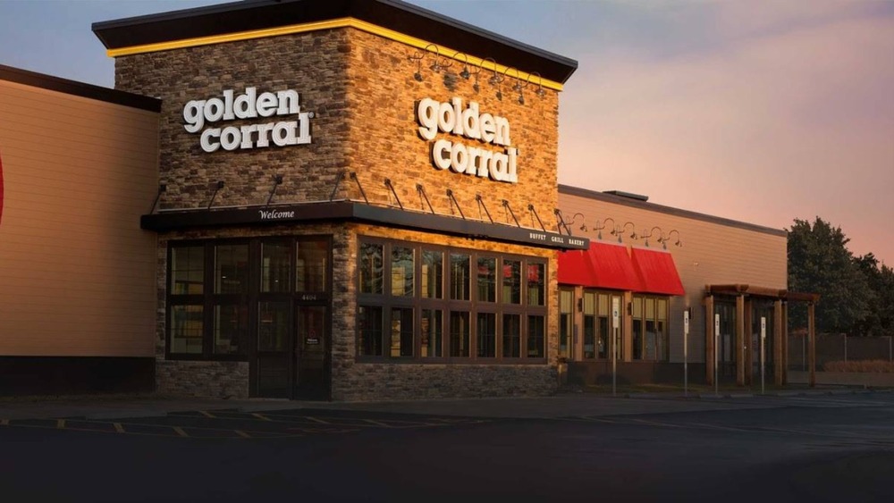 Golden Corral restaurant exterior