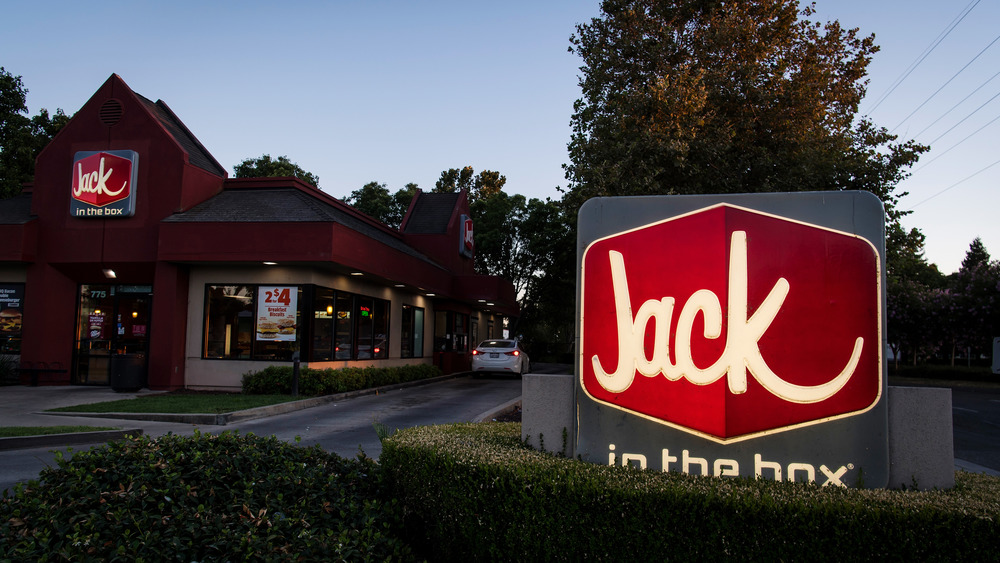 Outside of a Jack in the Box