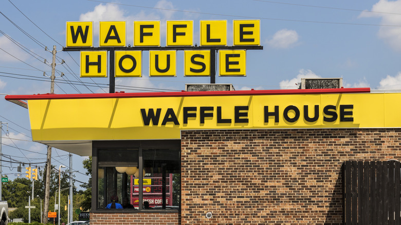 Waffle house restaurant