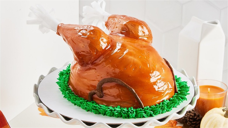 The Baskins Robbins turkey cake 