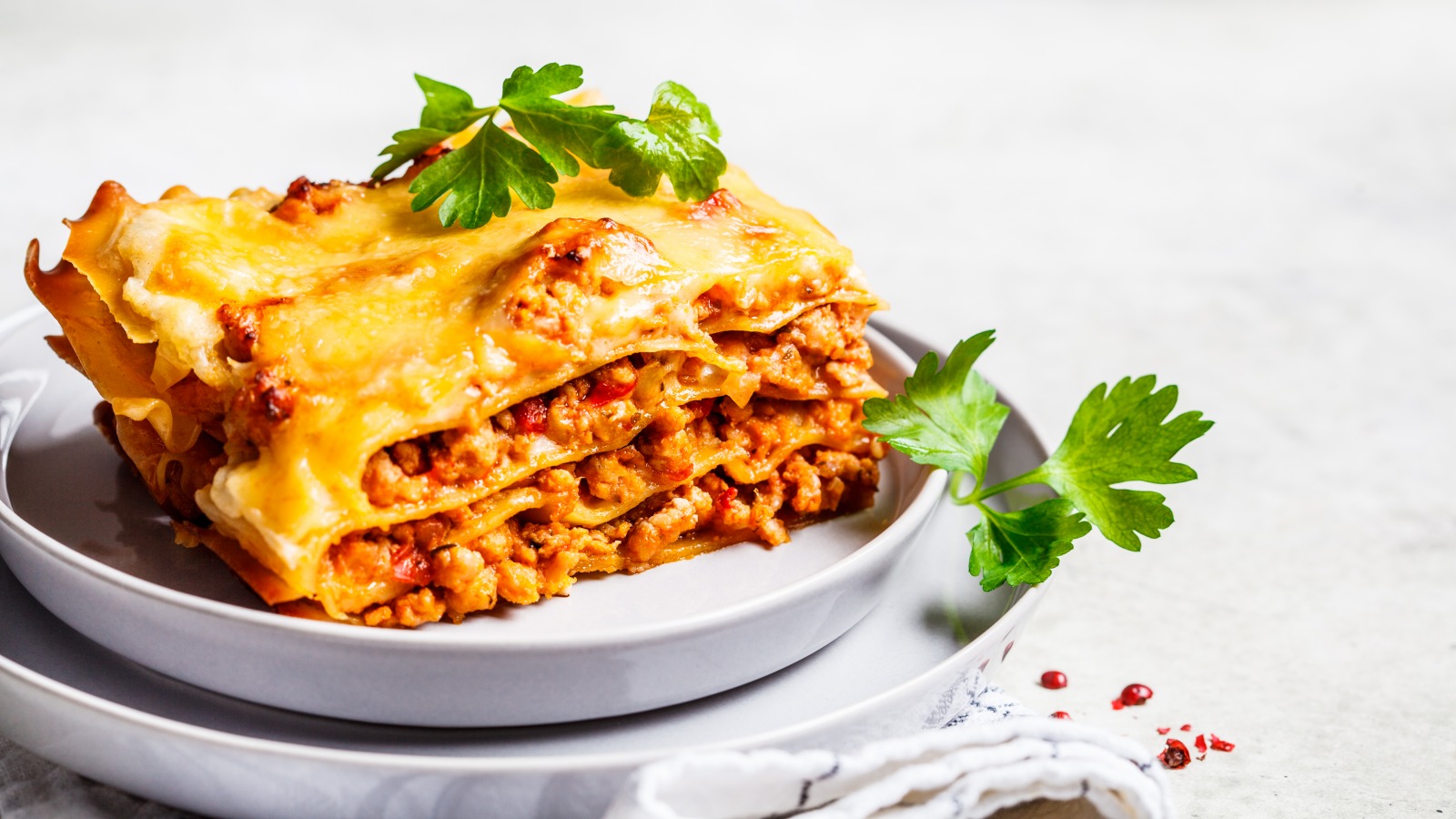 Here's The Difference Between Lasagna And Cannelloni