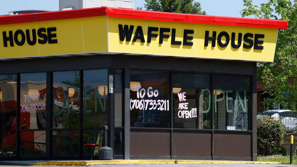 Waffle House store front