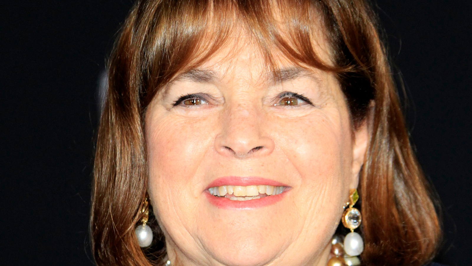 Here's The Simple Secret To Ina Garten's Vinaigrette