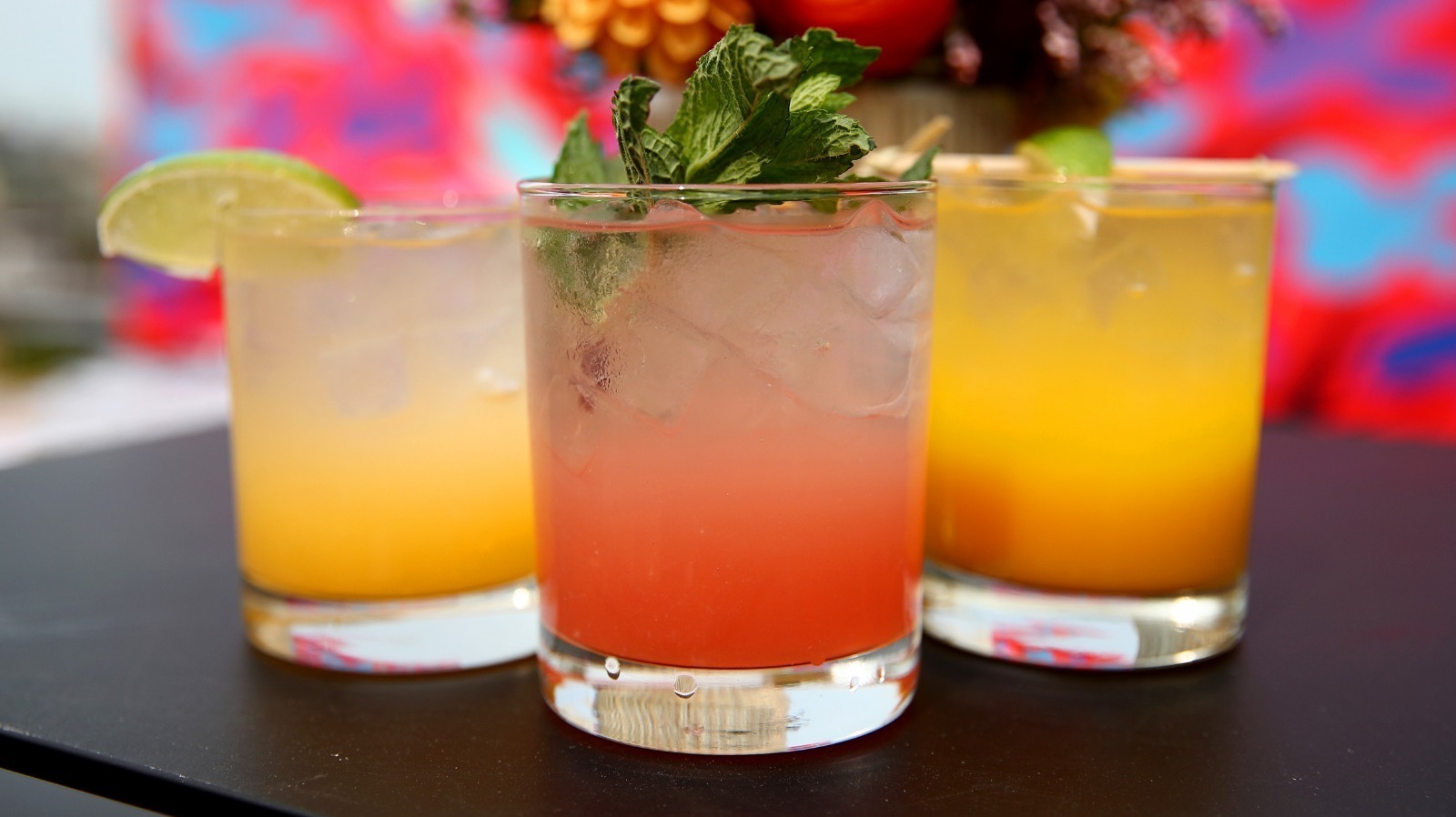 Here's What A Sober Bar Is And What To Expect If You Go To One