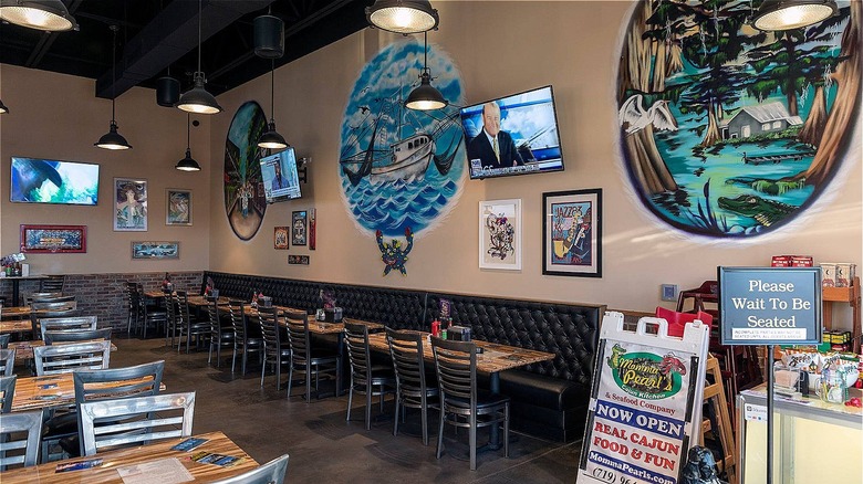 interior of Momma Pearl's Cajun Kitchen restaurant