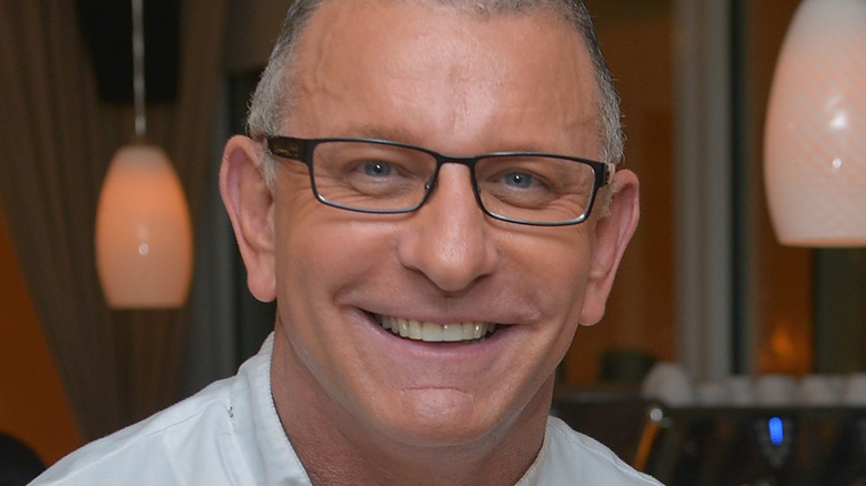 Robert Irvine smiling