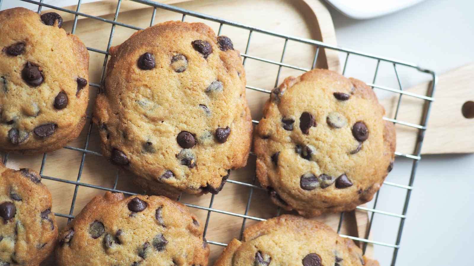 Here s What Happens When You Add An Extra Egg Yolk To Chocolate Chip 