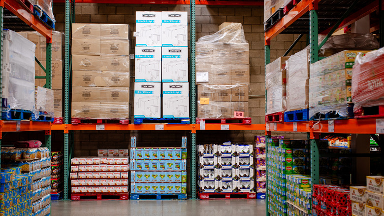 Costco warehouse layout