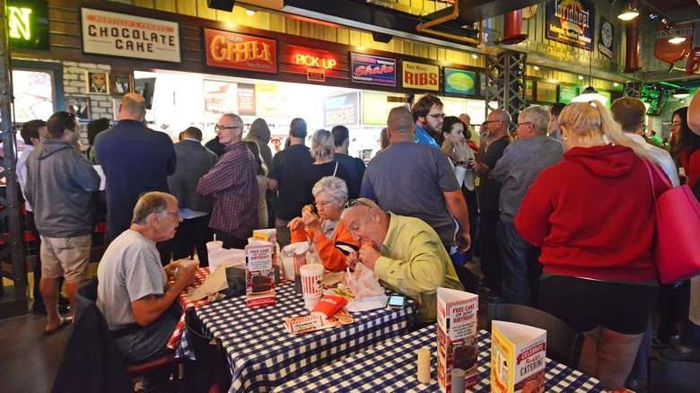 Busy line at Portillo's 