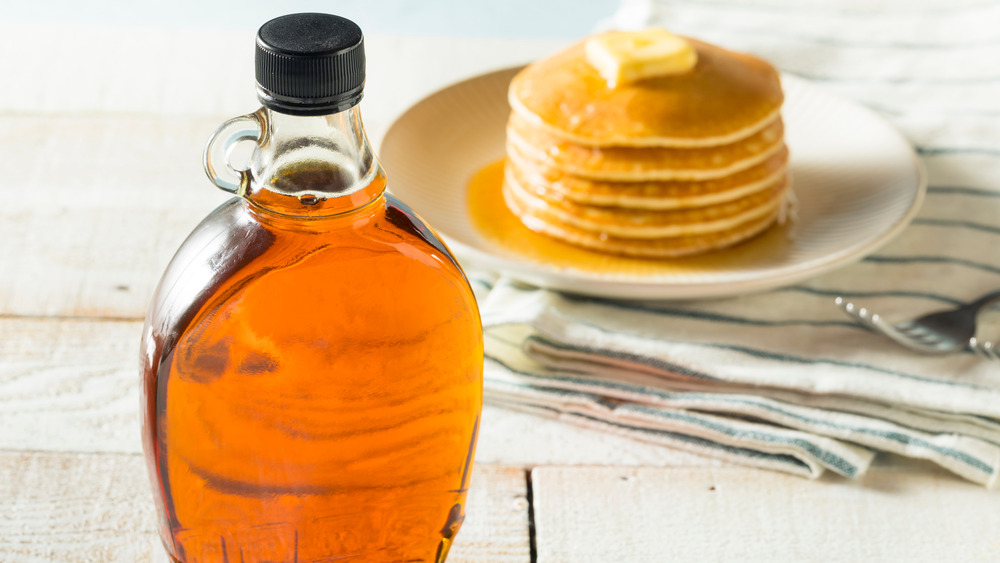 Here's What You Can Substitute For Molasses