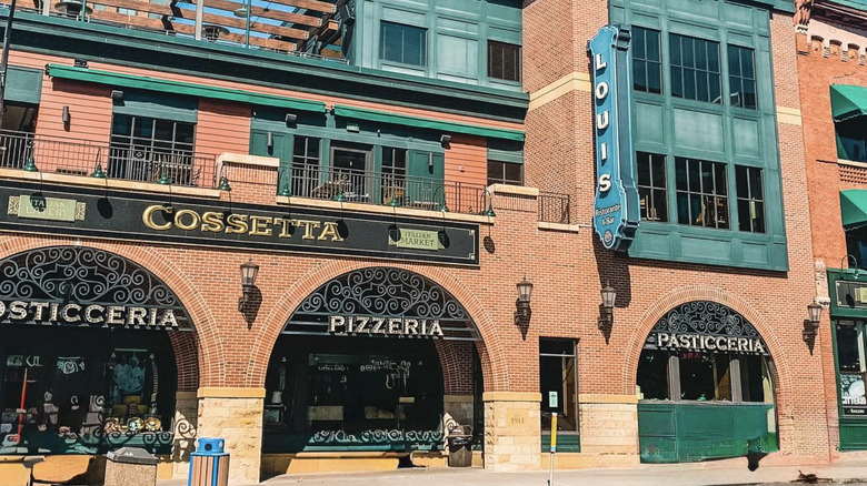 The brick entrance to Cossetta's Italian Market
