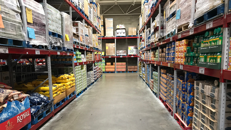 Sam's club warehouse aisles