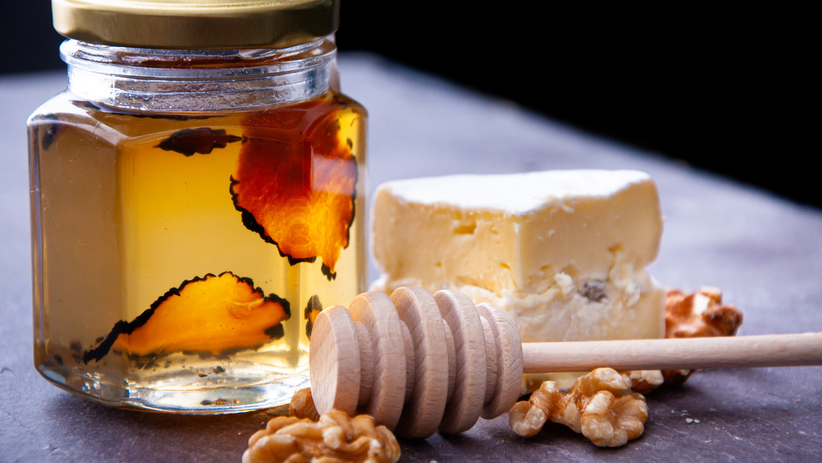 Here's Why Honey And Truffles Are A Match Made In Heaven