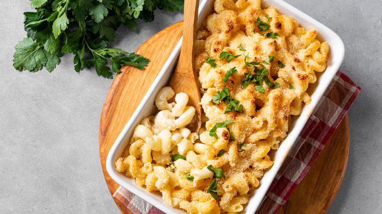Baking dish full of mac and cheese