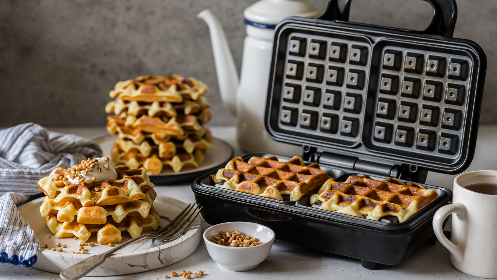 Here's Why The Middle Of Your Cooked Waffle Is Still Raw