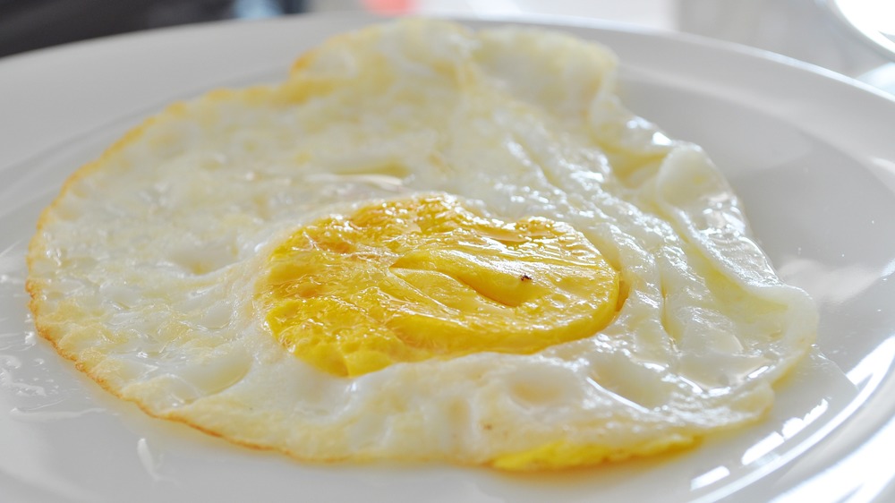 Fried egg on plate