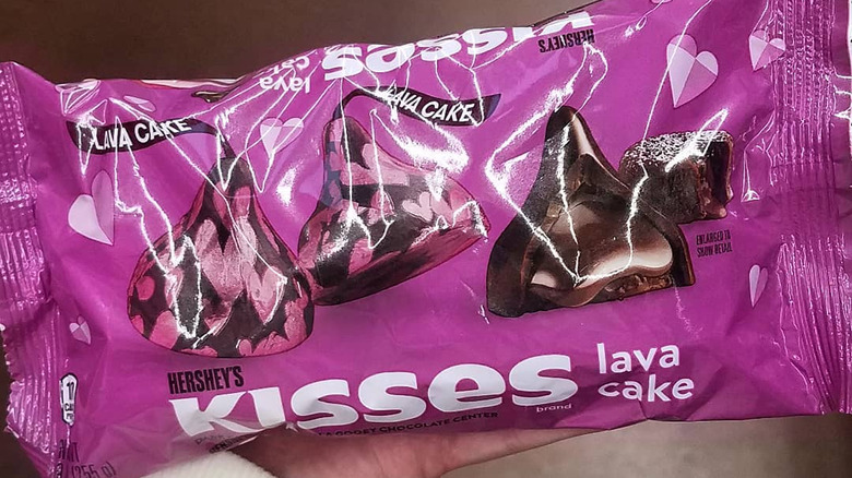 Lava cake Hershey's kisses pack