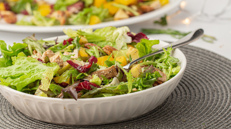 salad in bowl 