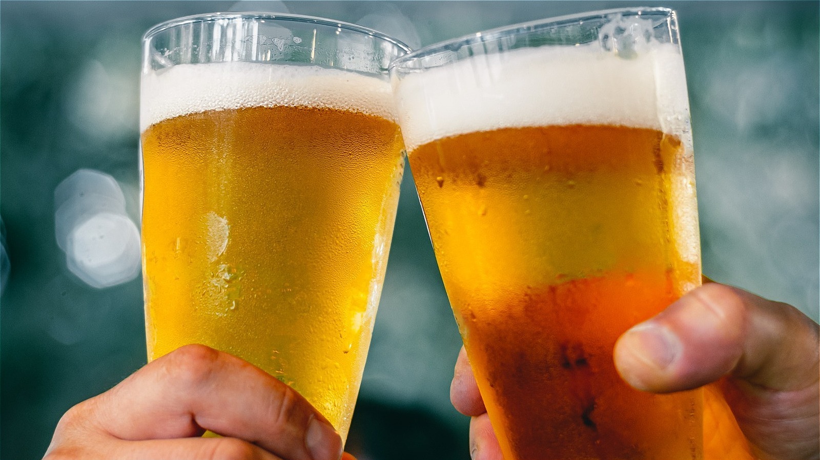How Beer Drinkers Are Changing The Way They Purchase Brews