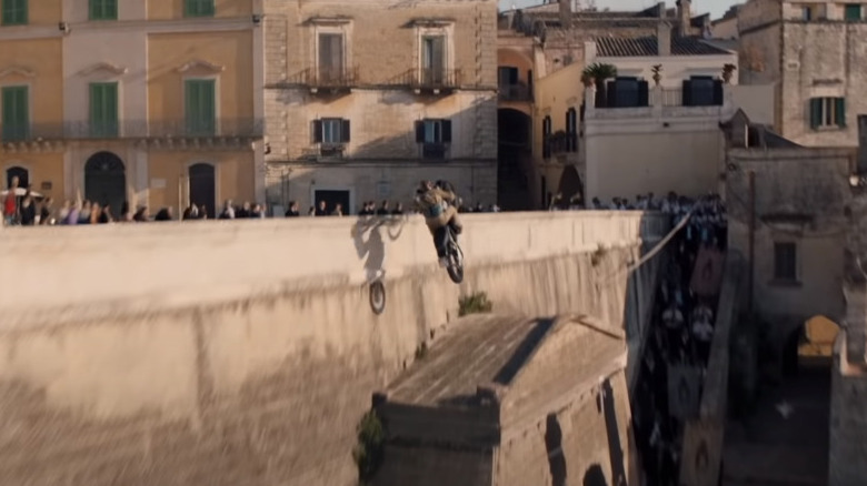 James Bond No Time To Die motorcycle jump