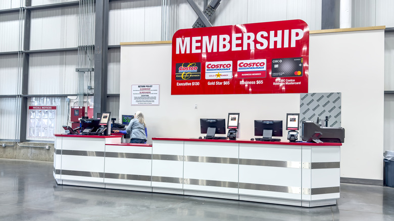 Costco membership desk