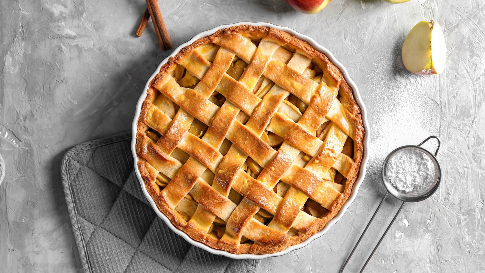 How Dutch Apple Pie Is Different From The American Version