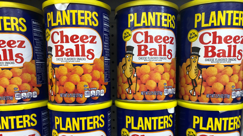 Double row with stacked canisters of cheese balls