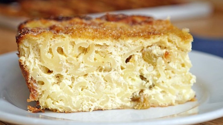 sweet noodle kugel with golden raisins