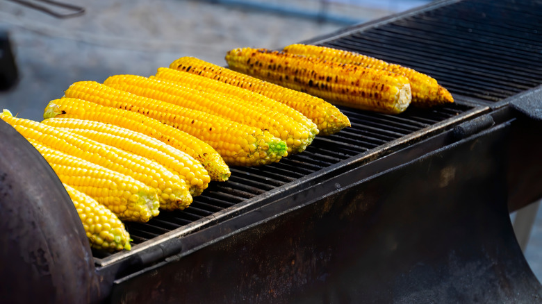 Corn on the cob on the grill