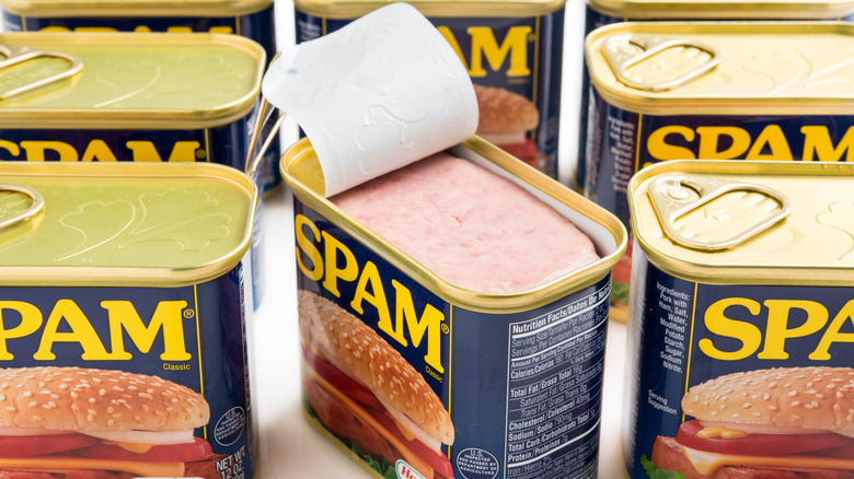 Open Spam near other cans
