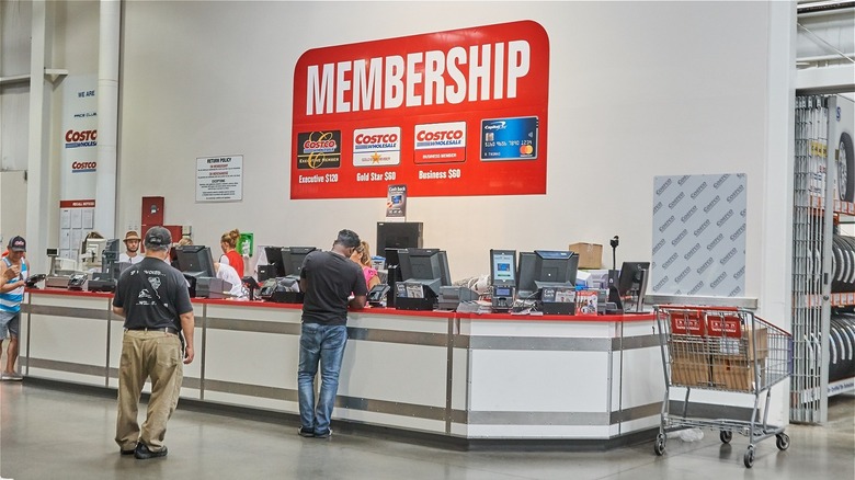 Costco membership desk