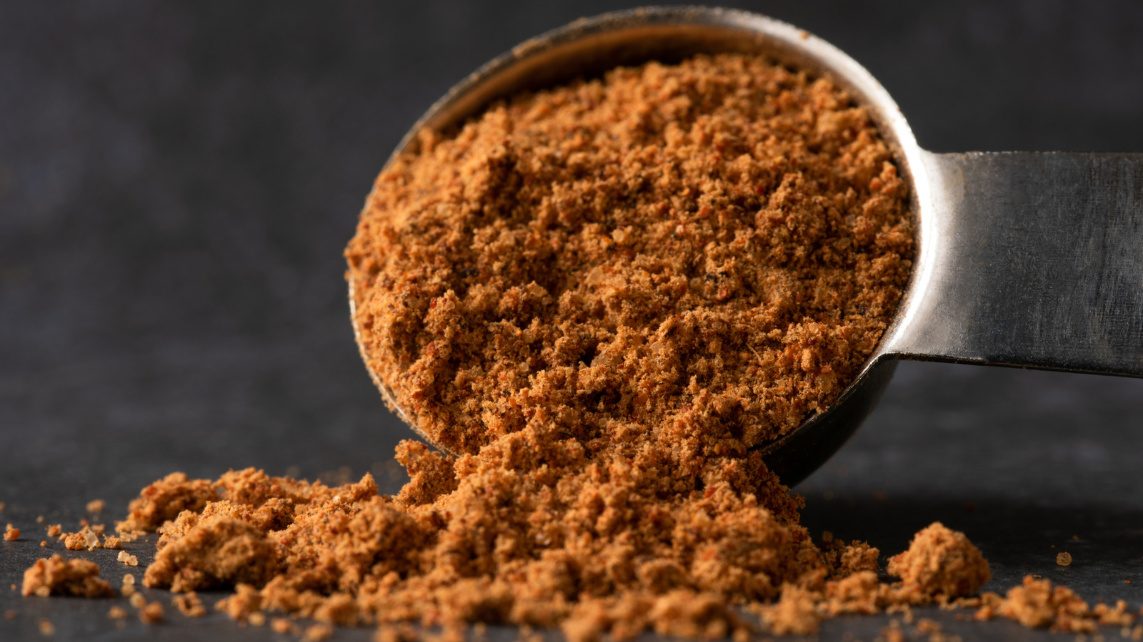 <a href="https://www.mashed.com/2191772/how-many-tablespoons-packet-taco-seasonings/" target="_blank">How Many Tablespoons Are In A Typical Packet Of Taco Seasoning?</a>