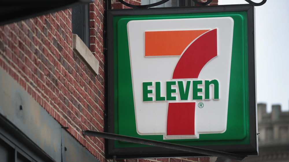 7-Eleven store sign