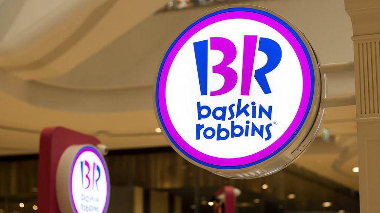 Illuminated pink and blue Baskin-Robbins sign