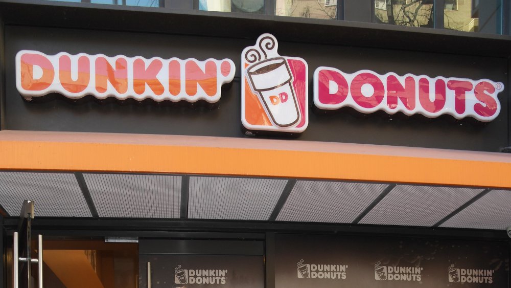 Dunkin Donuts storefront