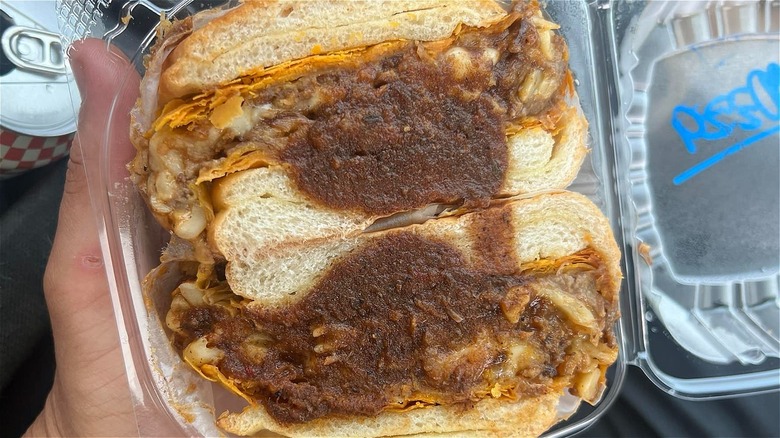 oxtail and mac beef patty