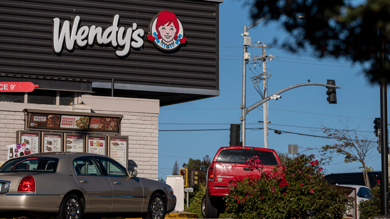 Wendy's drive thru 