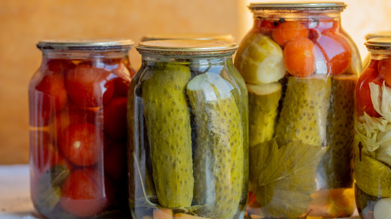 jars of pickled veggies