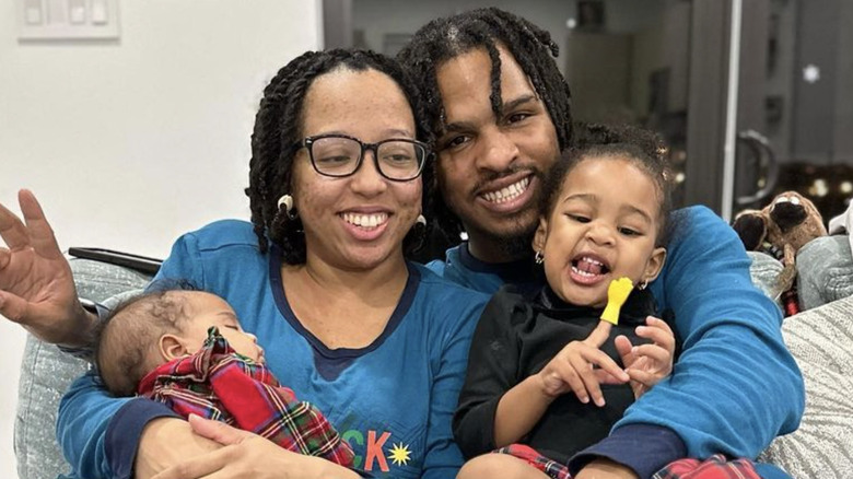 Keith Lee and his family smiling