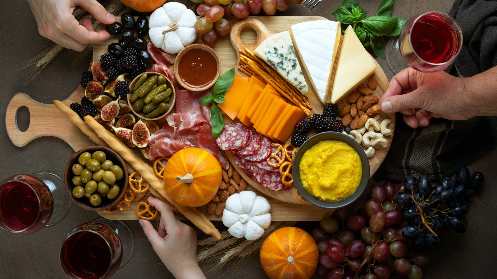 Build A Great Charcuterie Board