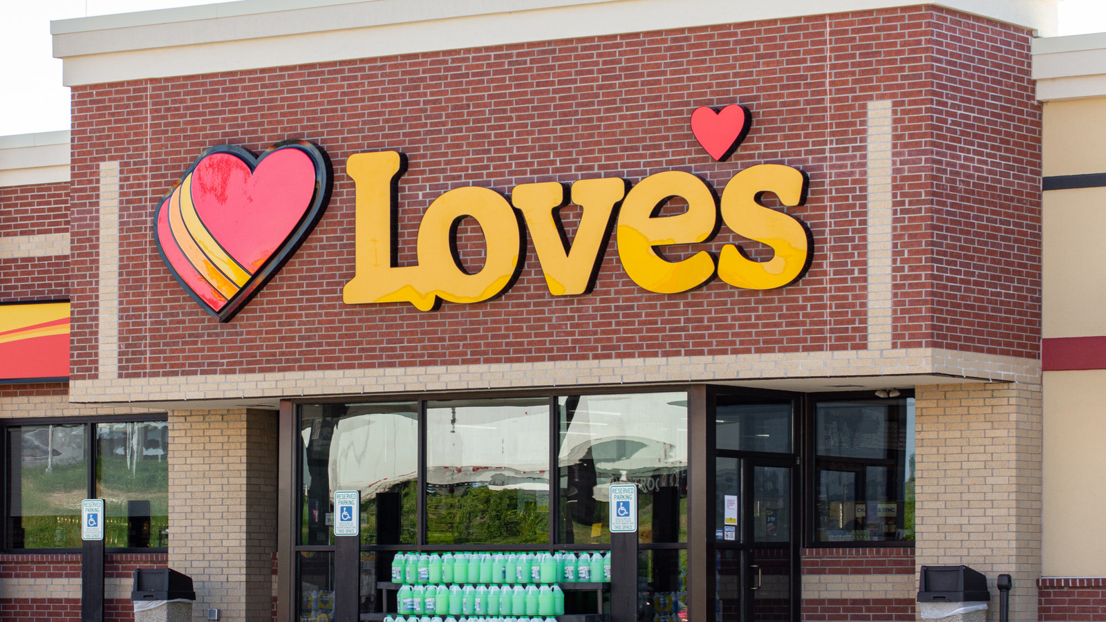 How To Celebrate Truckersgiving's 2nd Year At Love's Truck Stops