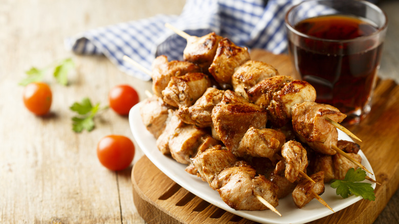 chicken skewers with soda